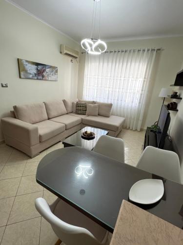 O zonă de relaxare la Sofia's modern apartment