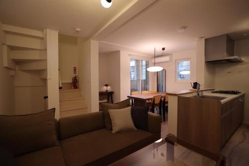 Kuchyň nebo kuchyňský kout v ubytování Urban House Koenji