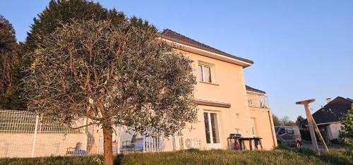 Photo de la galerie de l'établissement Le Phare de Beynat - 1 Chambre, à Beynat