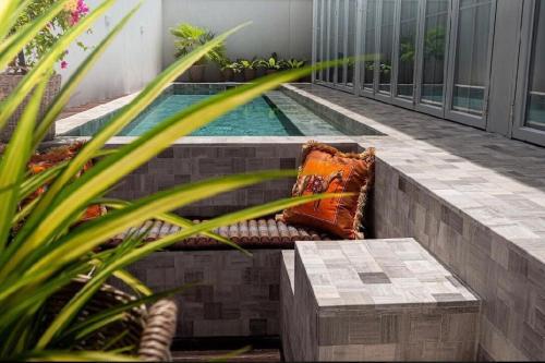 Kolam renang di atau dekat dengan Belvedere