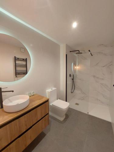 Ένα μπάνιο στο Apartamento Zalo
