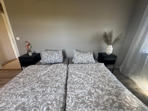 Katil atau katil-katil dalam bilik di Cosy family farmhouse
