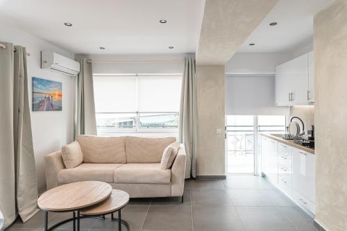 South Metro Suite