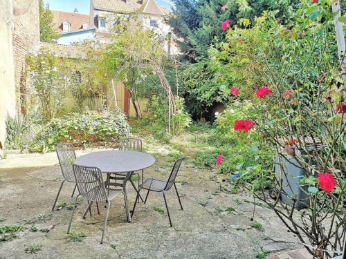 Photo de la galerie de l'établissement Le Garden Studio Downtown Mulhouse, à Mulhouse