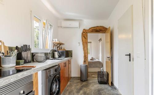 Aljezur Luxery Container home