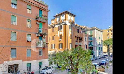 Elegant Home in Rome Appio, Wi-Fi, Subway