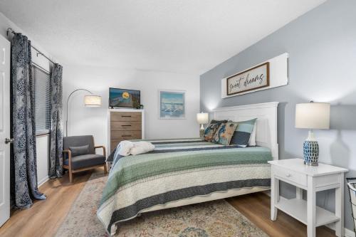 Ocean Forest Plaza Cozy Oceanfront Unit 1910 photo 17
