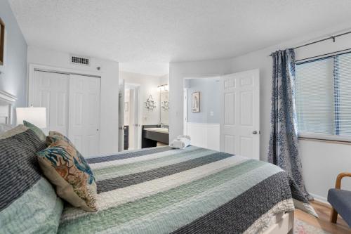 Ocean Forest Plaza Cozy Oceanfront Unit 1910 photo 18