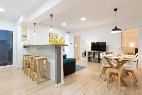 Lovely Home ! Center Malaga with parking