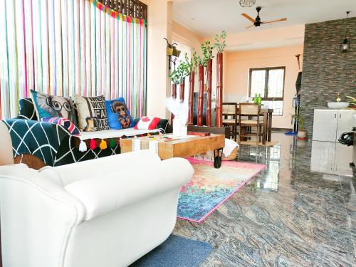 Posezení v ubytování Tranquil Traditions Homestay - Inspired by Nature & Heritage