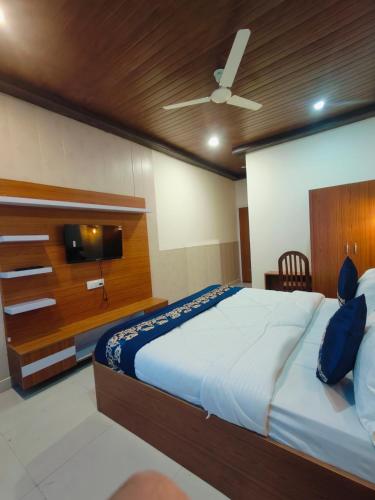 Katil atau katil-katil dalam bilik di Windcliff by lake & woods