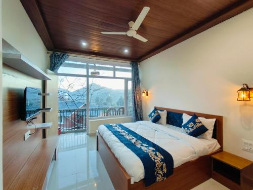 Katil atau katil-katil dalam bilik di Windcliff by lake & woods