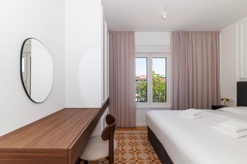 Apartment Zora by Belmont Realty