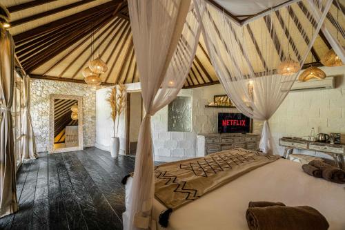 Biu Biu Resort Baliにあるベッド