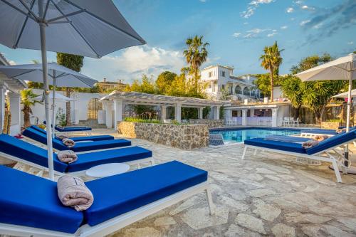 Бассейн в VILLA K, Boutique Hotel или поблизости