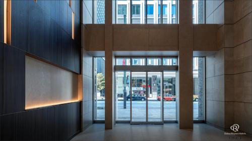 Фасад или вход в Daiwa Roynet Hotel Tokyo Kyobashi PREMIER