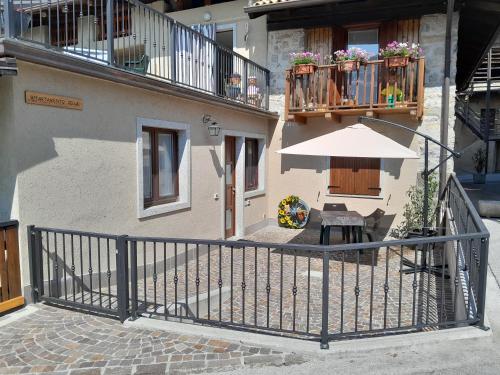 Balkón nebo terasa v ubytování Appartamento Garda Dolomiti crocevia tra laghi e montagne