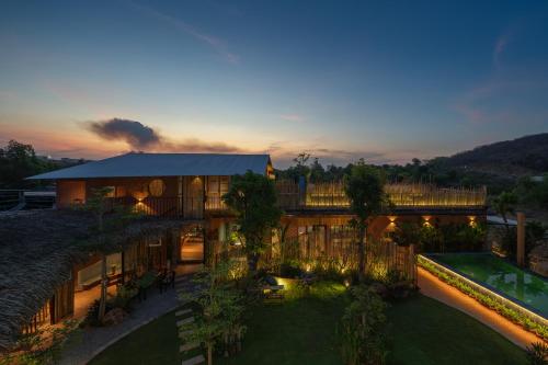 an aerial view of a house with a garden at Chuồn Chuồn Retreat in Phan Thiet