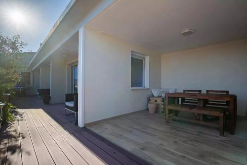 Photo de la galerie de l'établissement Maison sur les toits à Marseille, à Marseille