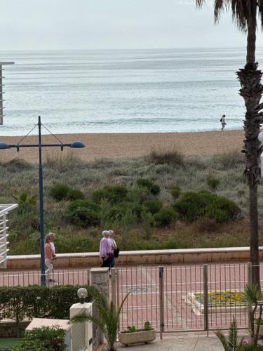 Fantástico apartamento con vistas al mar