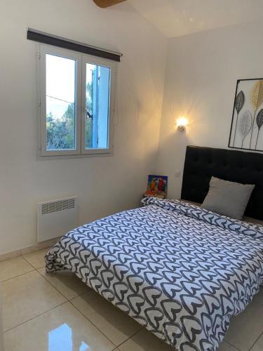 Photo de la galerie de l'établissement Grande Villa Piscine Billard Pétanque Baby-foot Plancha, à Meyrargues