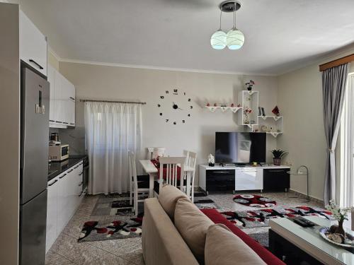 Kuchyň nebo kuchyňský kout v ubytování Oni Apartment