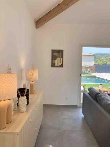 Ravissante villa neuve à 400 mètres des plages