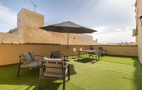 3 Bedroom Lovely Apartment In Torremolinos