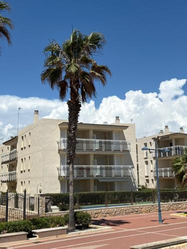 Fantástico apartamento con vistas al mar