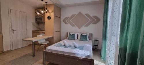 Sergios Apartments 2