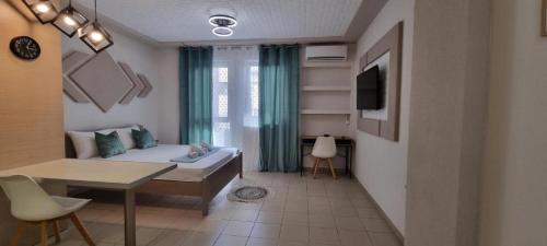 Sergios Apartments 2