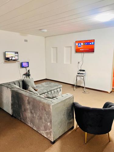 Μια τηλεόραση ή/και κέντρο ψυχαγωγίας στο Linies guest house