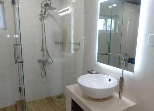 Un baño de Transit Studio Katunayake