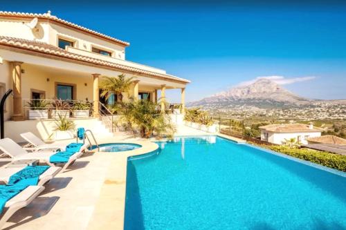 Casa Orquídea - Luxury 4 bedroom Villa