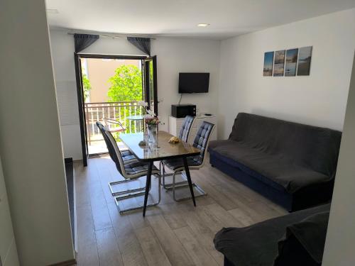 Apartmani Jadranka