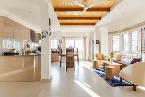 Dapur atau dapur kecil di Gulshan Cottage by Dreamie lodge