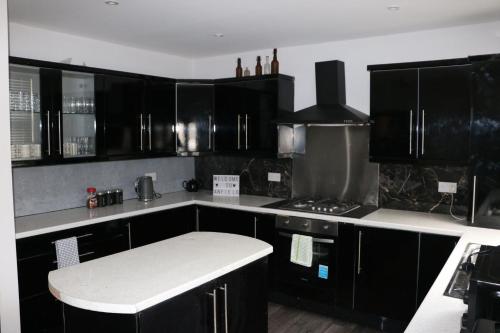 Kuchyň nebo kuchyňský kout v ubytování 80 Anfield house