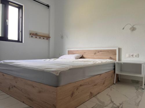 Postel nebo postele na pokoji v ubytování Zohavillas white