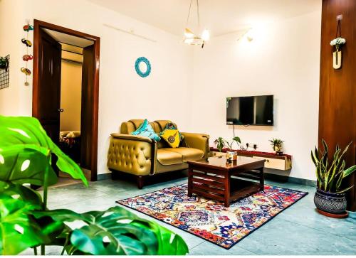 Gallery image of VERY Posh SF 2BHK - Heart of Py- 2KM to main beach JOY in Puducherry