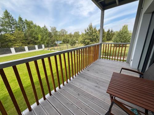 Balkoni atau teres di Flauta Apartamenty Augustów nad Jeziorem Białym