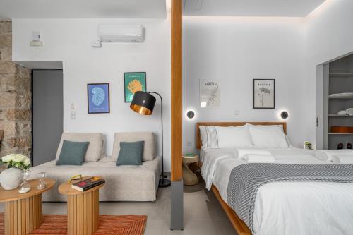 'Green & Blue' Castella Luxury Suites