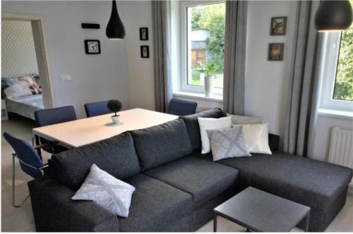 Modern apartment near the park, ZOO, 2BD Kitchen Balcony Parking