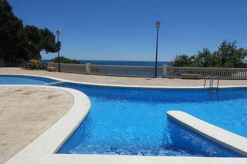 Beachfront, pool, air conditioning, 3 bedrooms, sea view