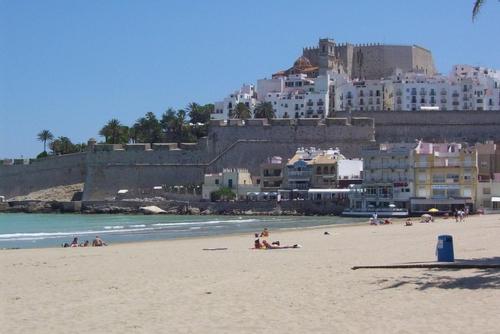 Frente a bahía de Peñiscola