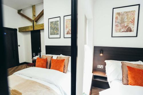 Un ou plusieurs lits dans un hébergement de l'établissement No46 Stylish City Studio Apartment, By DerBnB