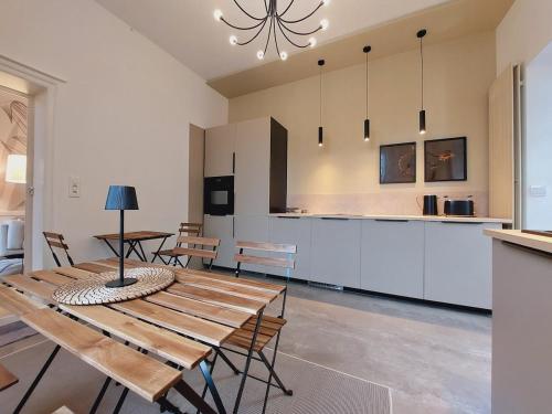 Una cocina o zona de cocina en Domaine de l'Elysée