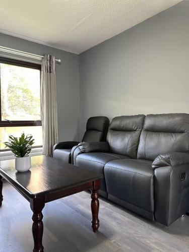 Two bedroom flat in Edinburgh city center with free parking photo 10