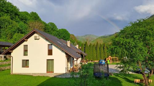 Тиловите къщи