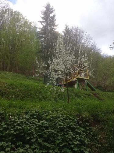 Zahrada ubytování "Whispering pines" vacation home, close to Sofia