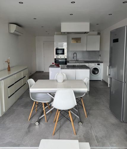 Petit Nid Pieds dans l'eau